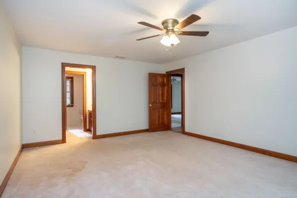 $8,500 | 3 Eton Place, Farmington, CT 06032