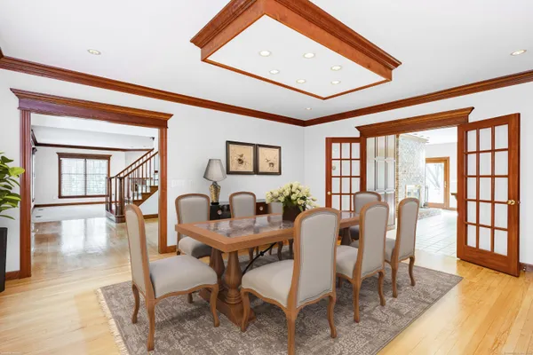 $8,500 | 3 Eton Place, Farmington, CT 06032