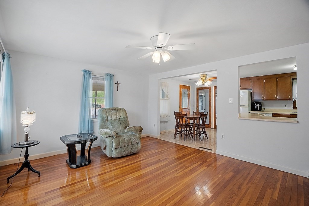 162 Senna Road Fitchburg, MA 01420 - Photo 3 of 34 Gallery Image 3