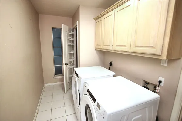 $2,600 | 14877 Cobo De Bara Circle, Corpus Christi, TX 78418