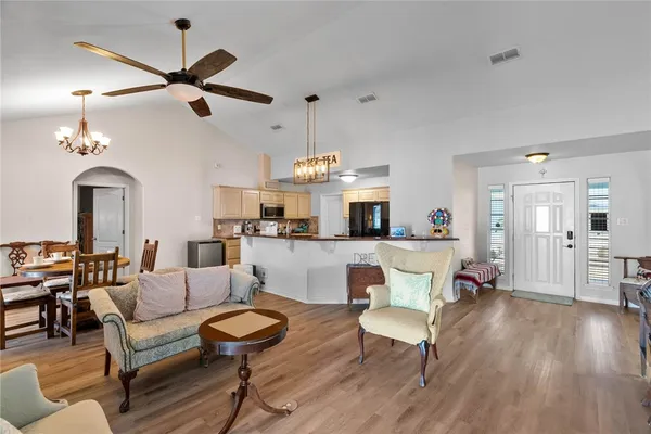 $2,600 | 14877 Cobo De Bara Circle, Corpus Christi, TX 78418