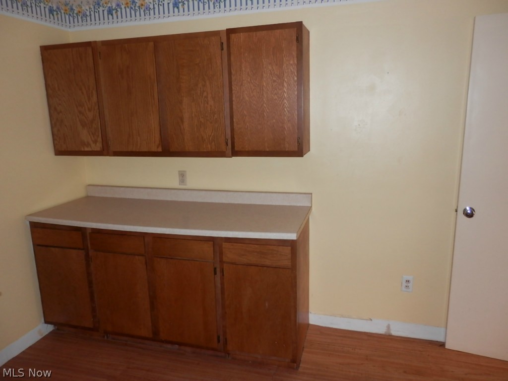 271 Sundale Road Akron, OH 44313 - Photo 4 of 15 Gallery Image 4