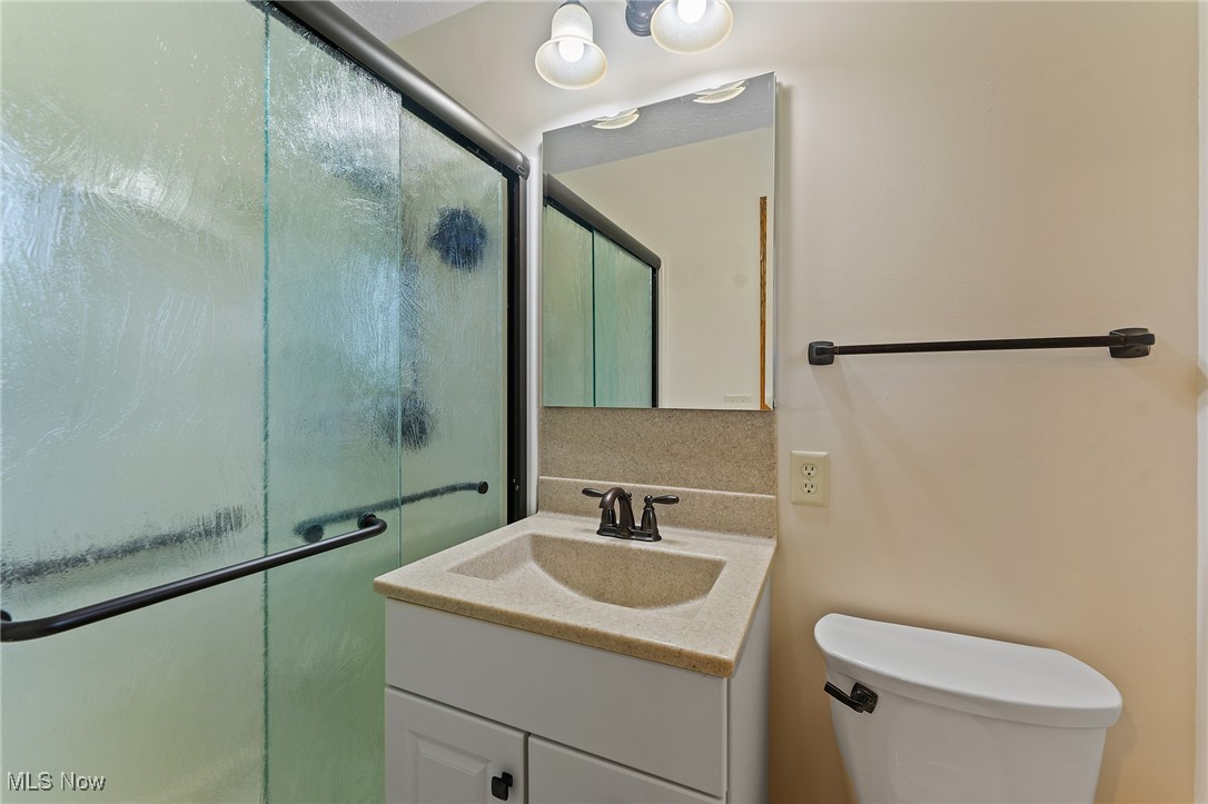 1004 Lincoln Road Canfield, OH 44406 - Photo 17 of 23 Gallery Image 17