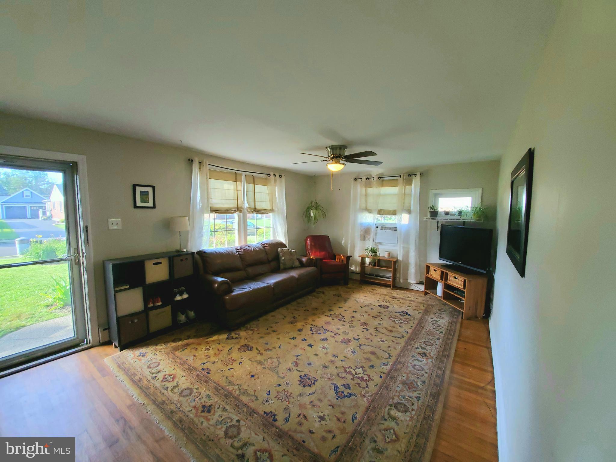 64 James Road Broomall, PA 19008 - Photo 3 of 16 Gallery Image 3