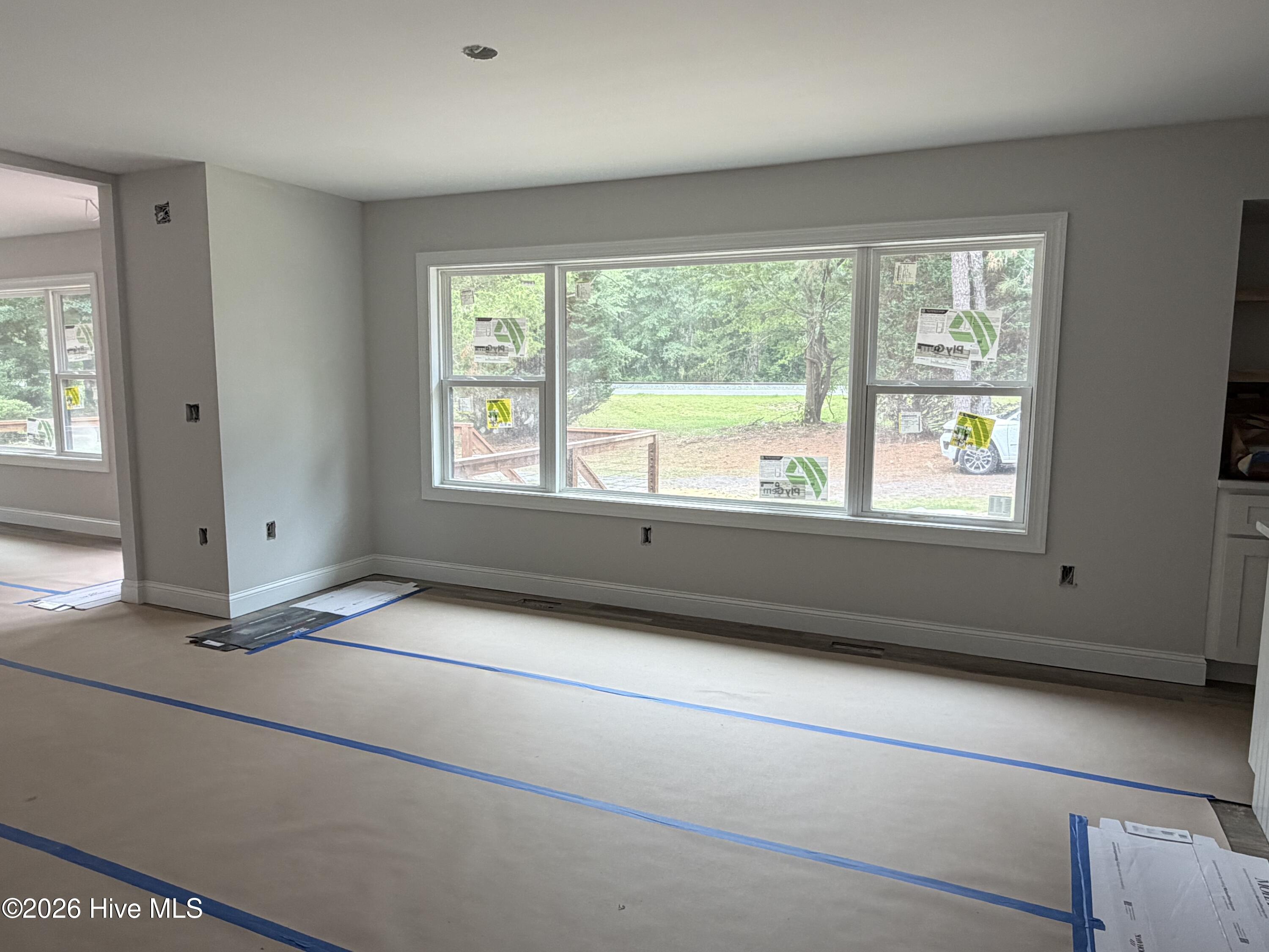 400 Eagle Springs Road Eagle Springs, NC 27242 - Photo 6 of 17 Dining Space