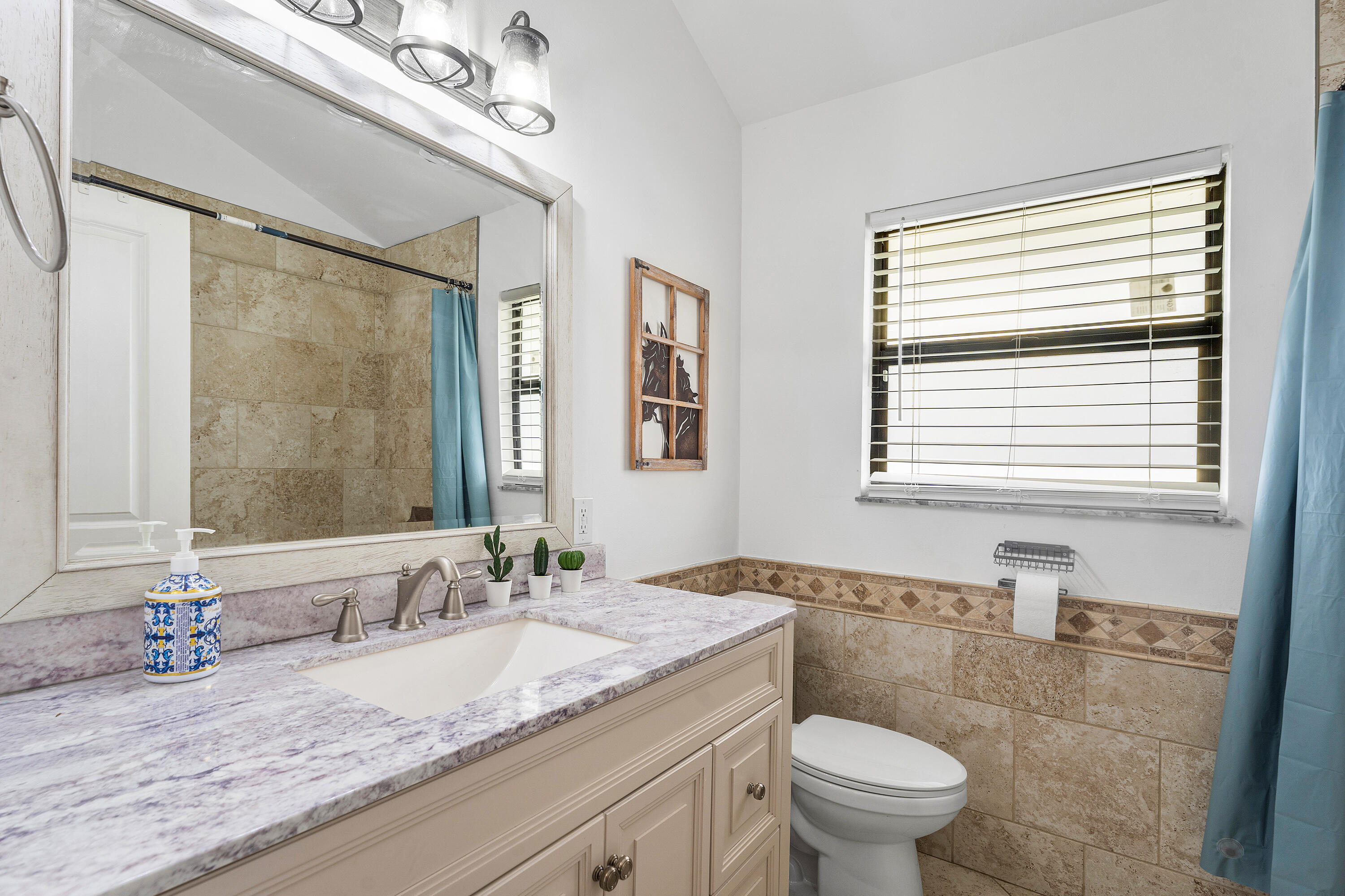 1350 C Road Loxahatchee Groves, FL 33470 - Photo 22 of 29 Guest Bathroom