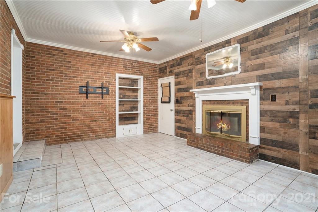 2652 J B Denton Road Lancaster, SC 29720 - Photo 5 of 31 Gallery Image 5