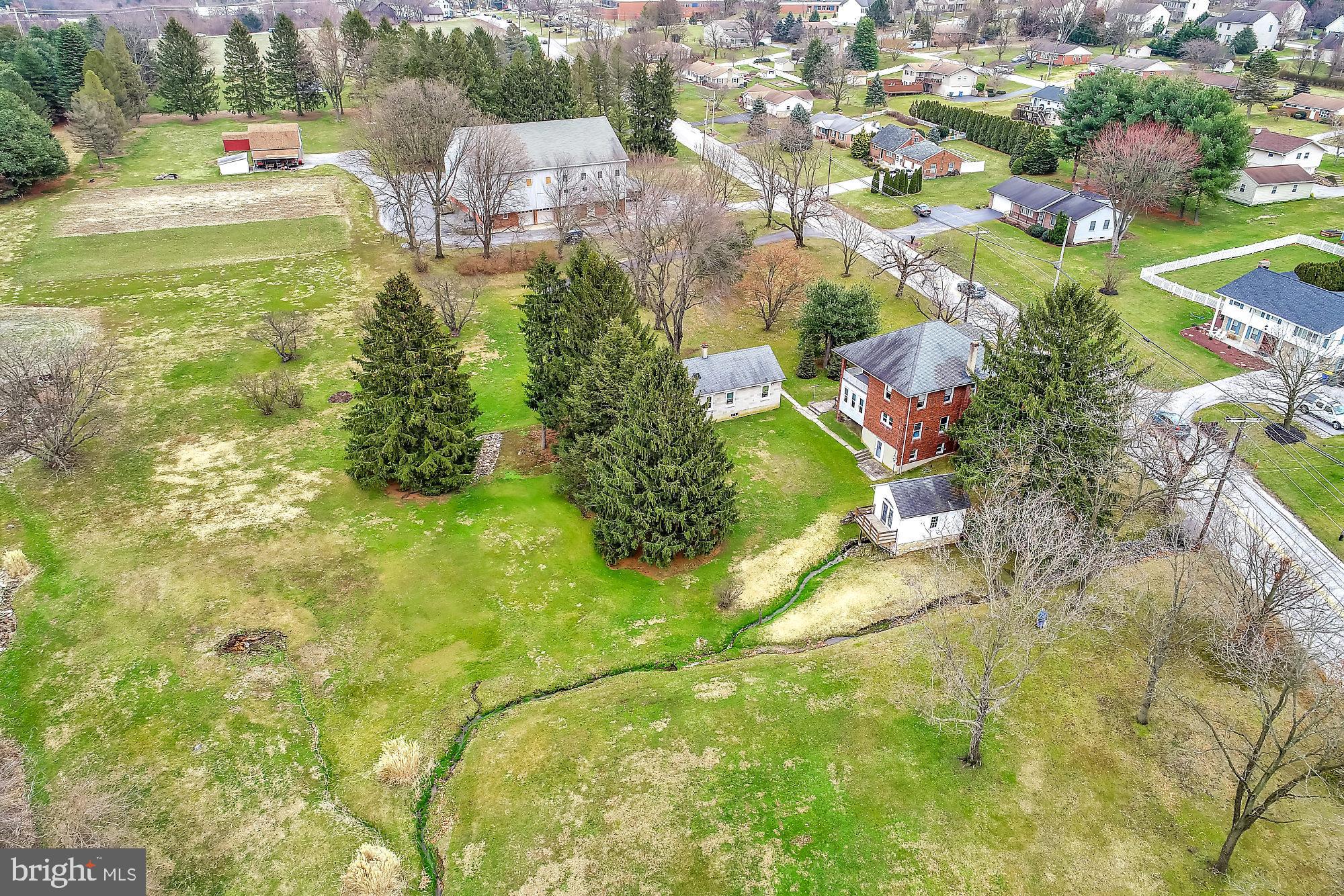 2555 Springwood Road York, PA 17402 - Photo 16 of 67 Gallery Image 16