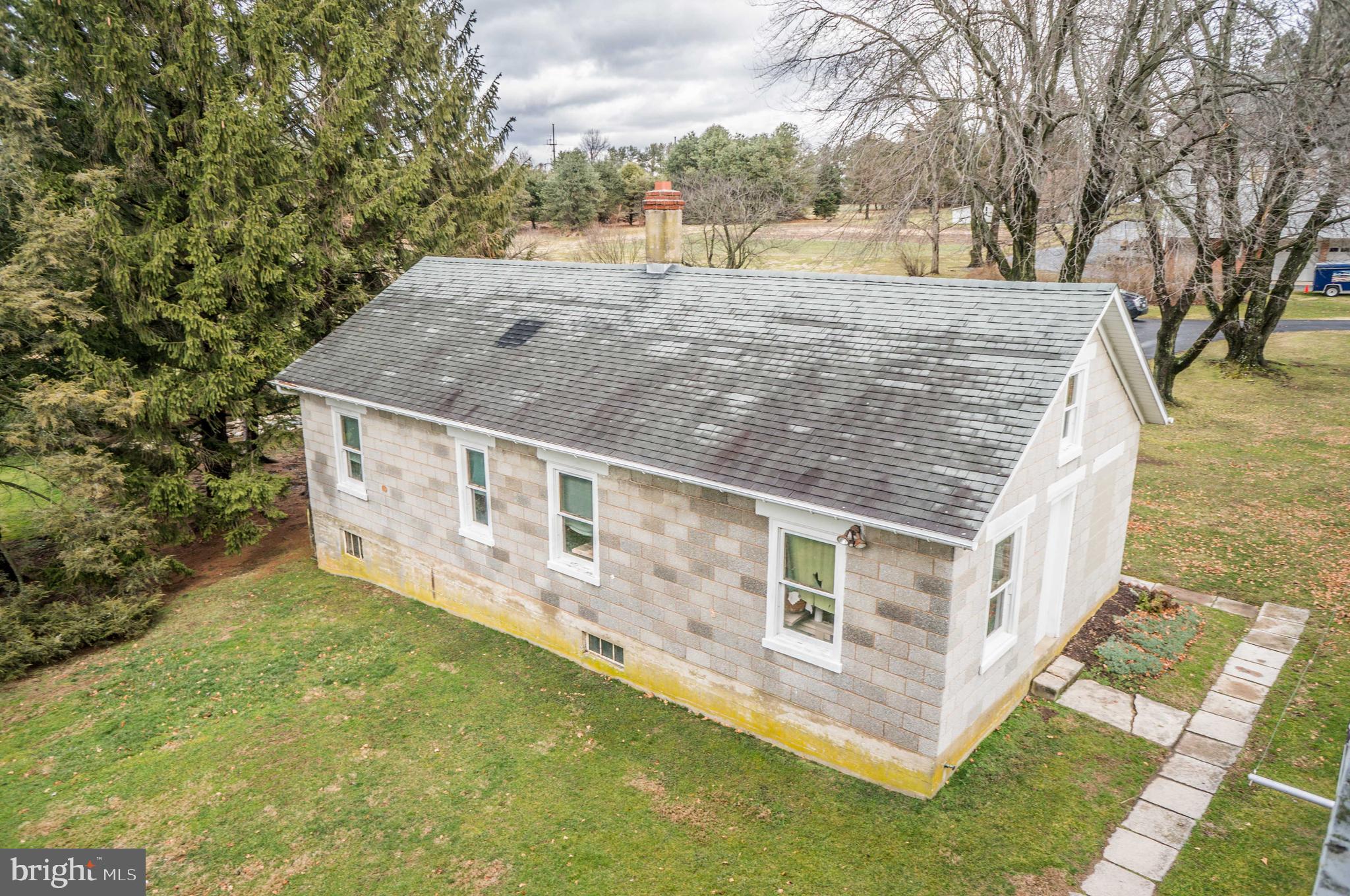 2555 Springwood Road York, PA 17402 - Photo 47 of 67 Gallery Image 47