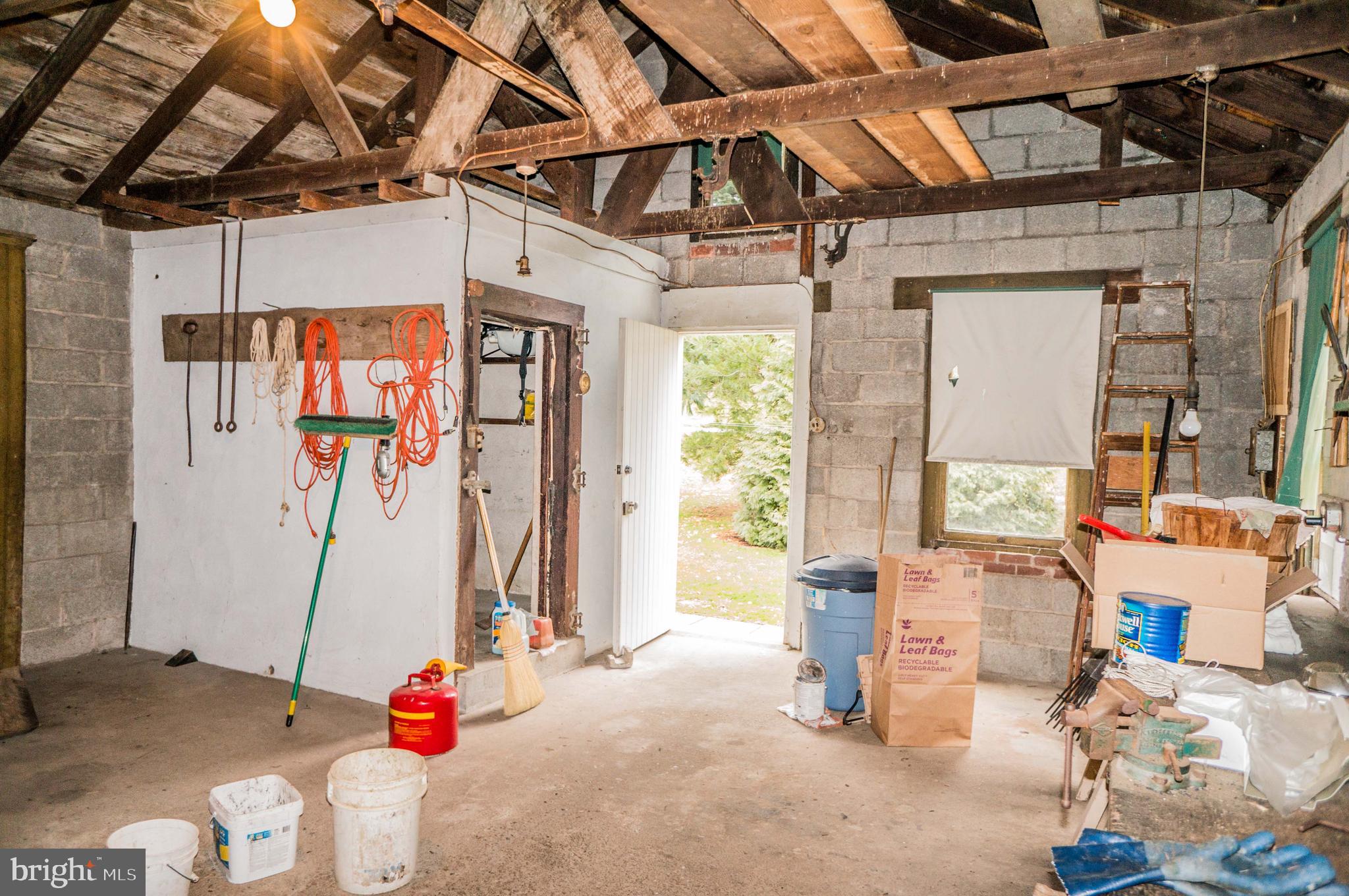 2555 Springwood Road York, PA 17402 - Photo 56 of 67 Gallery Image 56