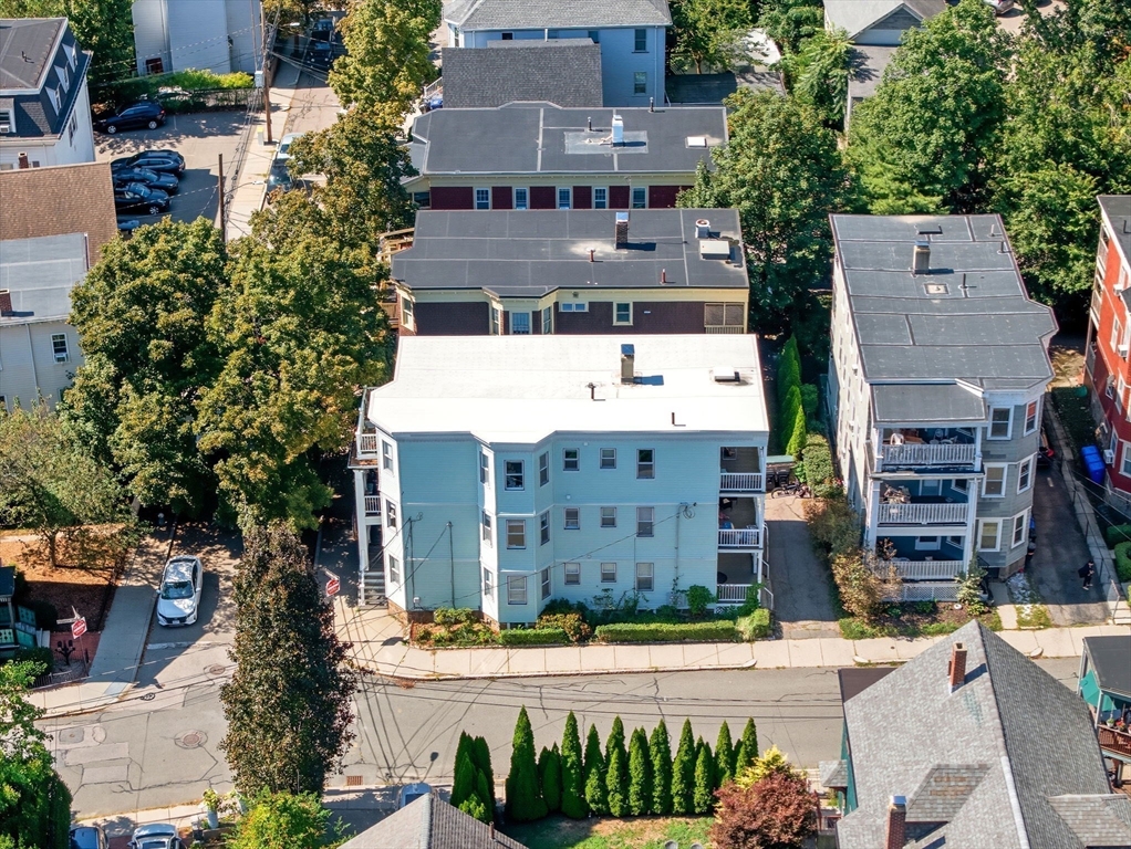20 Rice Street, Unit 2 Brookline, MA 02445 - Photo 24 of 26 Gallery Image 24