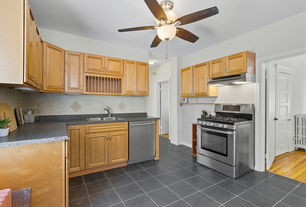20 Rice Street, Unit 2 Brookline, MA 02445 - Photo 8 of 26 Gallery Image 8