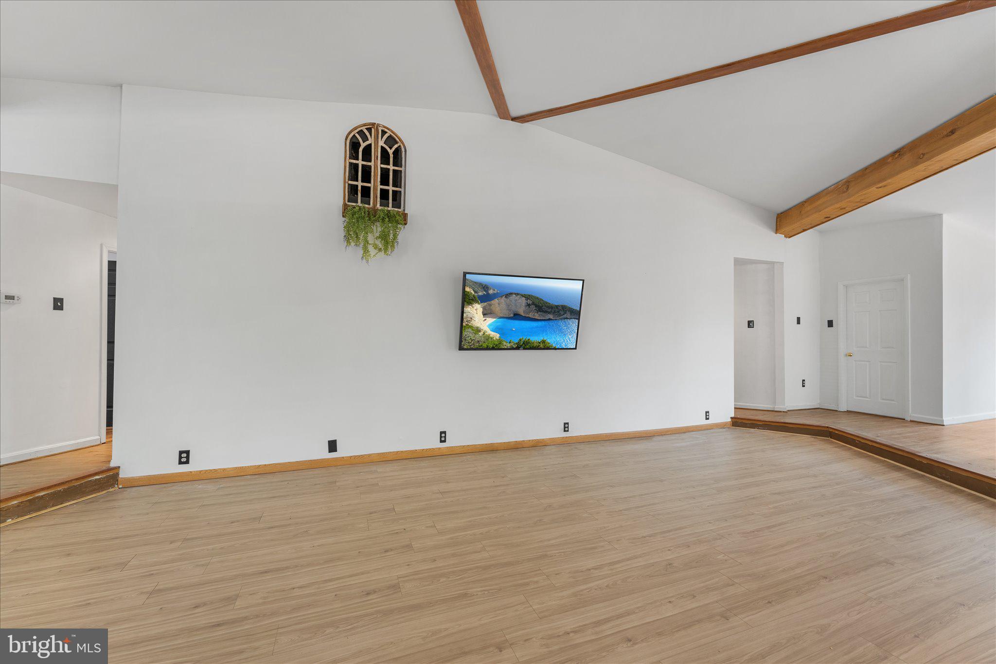 1810 Ridge Road Haymarket, VA 20169 - Photo 13 of 52 Gallery Image 13