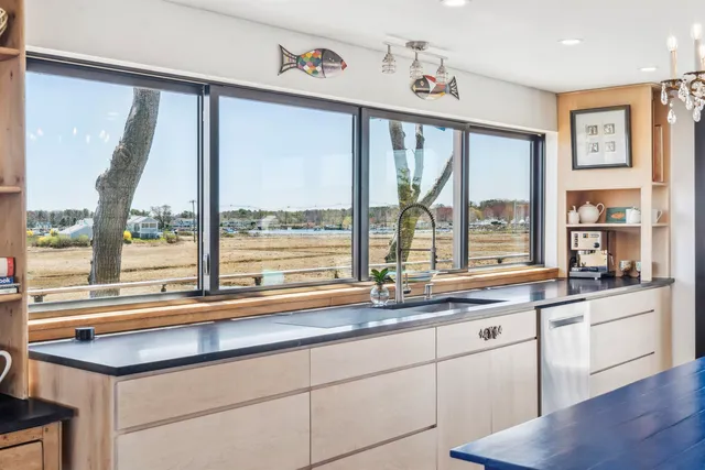 $3,590,000 | 1681 Ocean Boulevard, Rye, NH 03870