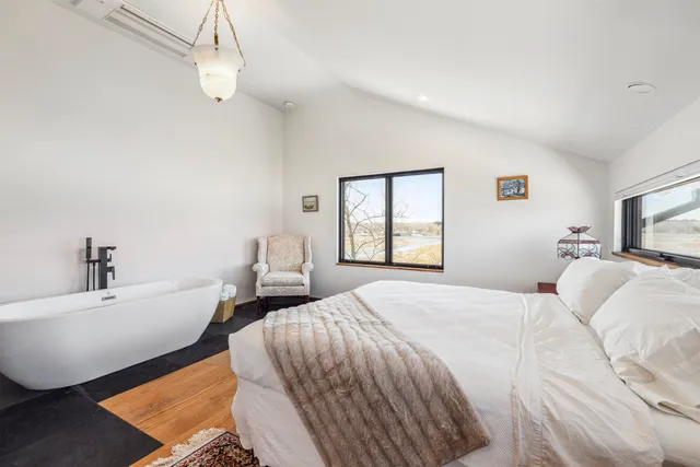 $3,590,000 | 1681 Ocean Boulevard, Rye, NH 03870