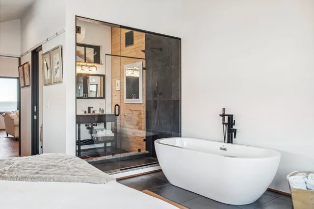 $3,590,000 | 1681 Ocean Boulevard, Rye, NH 03870