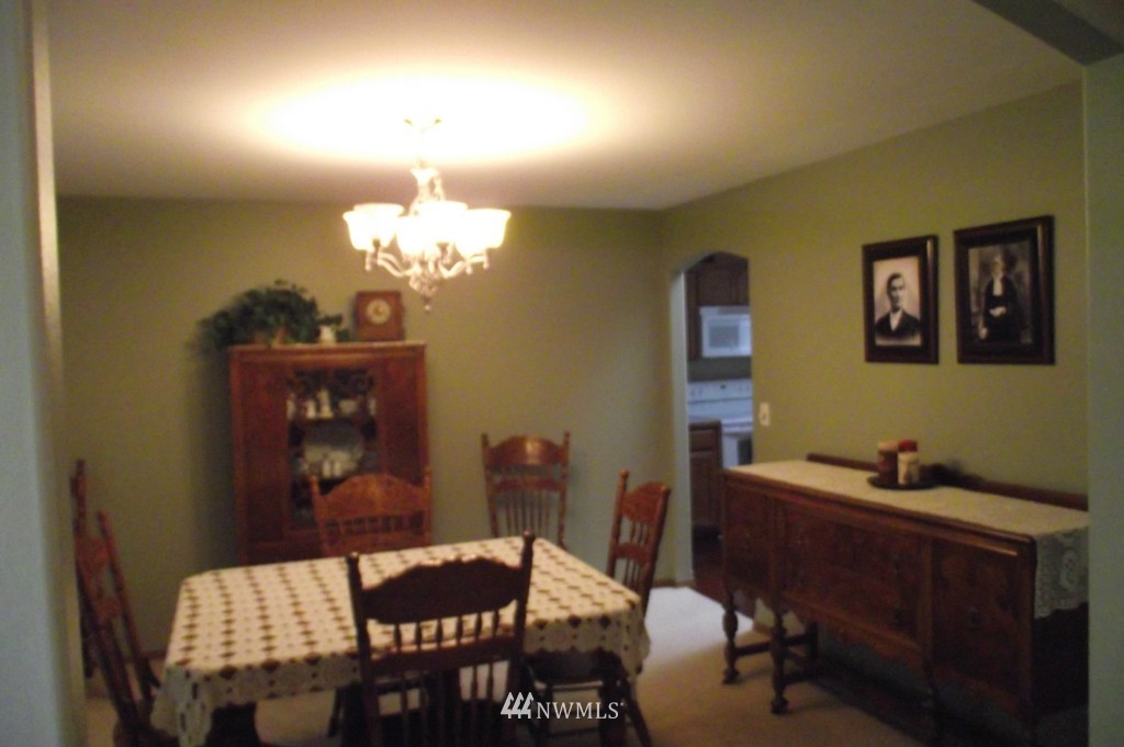 8841 181st Way Southwest Rochester, WA 98579 - Photo 5 of 19