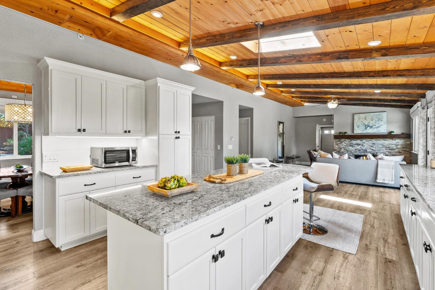 75 Poppy Road Carmel Valley, CA 93924 - Photo 8 of 33 Gallery Image 8