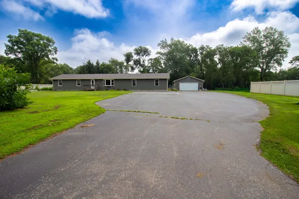 $299,900 | 11555 North 1200th Road West, Demotte, IN 46310