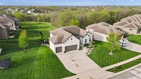 $599,900 | 603 Rock Bridge Court, Smithville, MO 64089