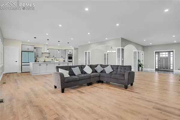 $899,900 | 2015 North Ellicott Highway, Calhan, CO 80808