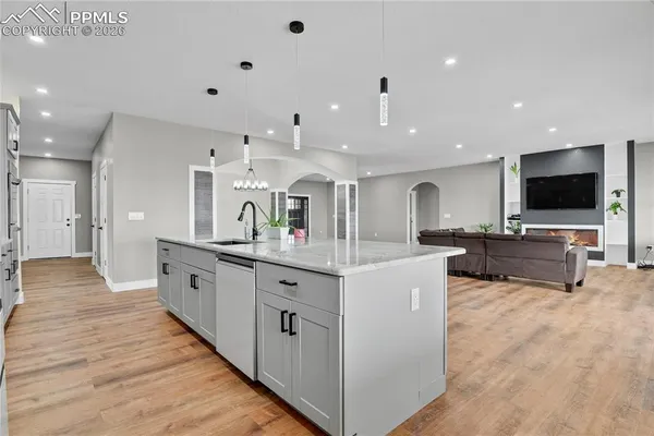 $899,900 | 2015 North Ellicott Highway, Calhan, CO 80808