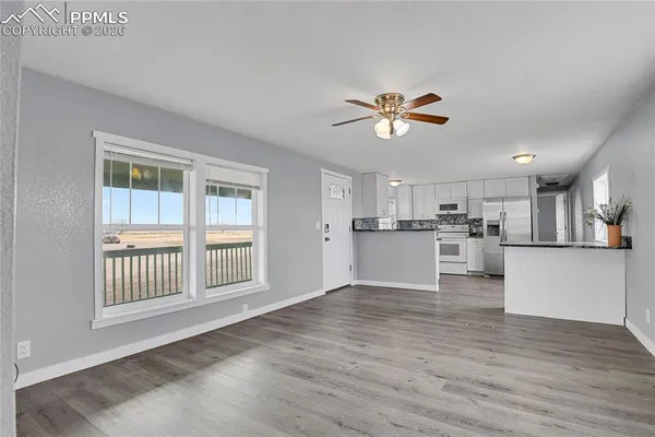 $899,900 | 2015 North Ellicott Highway, Calhan, CO 80808