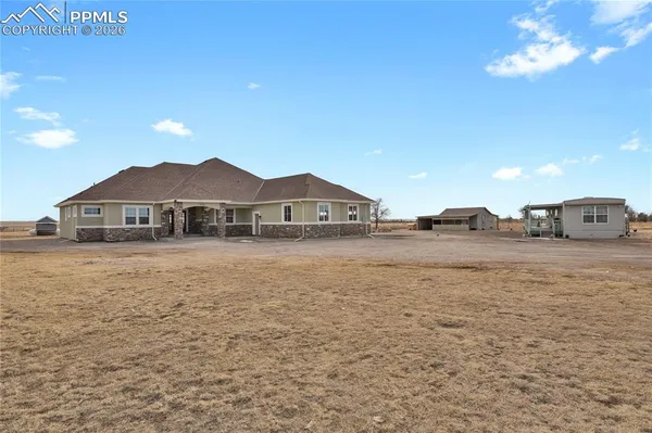 $899,900 | 2015 North Ellicott Highway, Calhan, CO 80808
