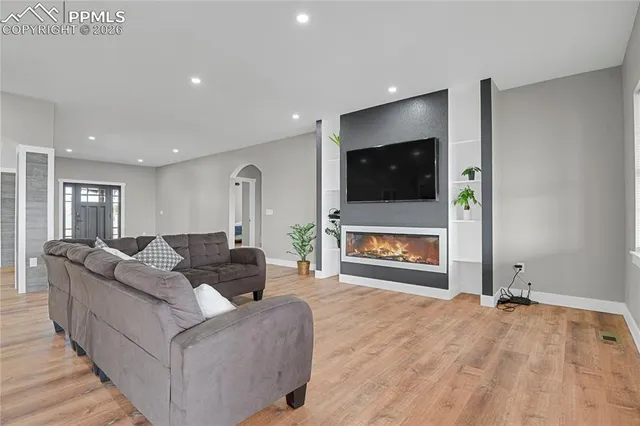 $975,000 | 2015 North Ellicott Highway, Calhan, CO 80808