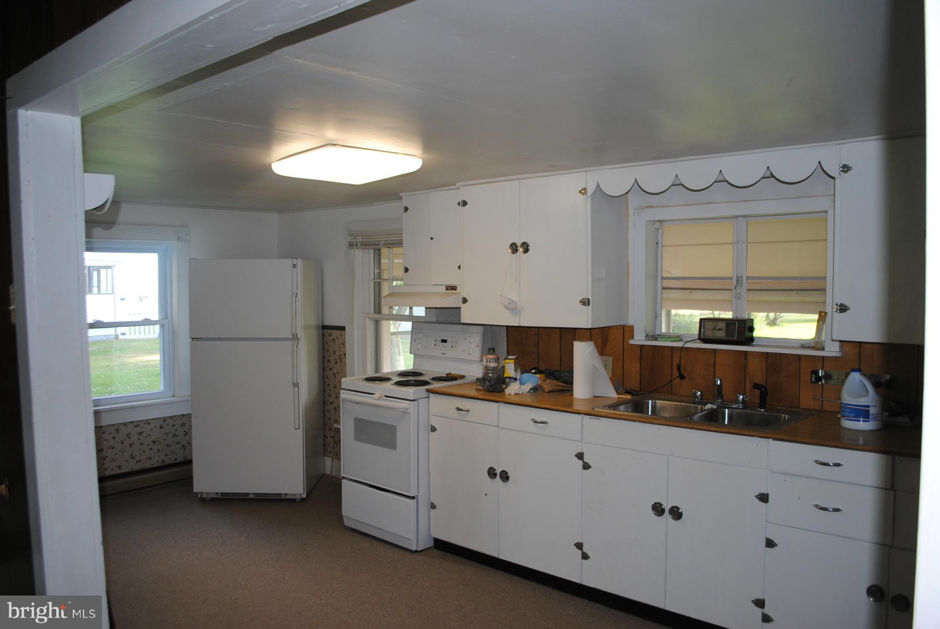 4672 White Marsh Road Madison, MD 21648 - Photo 3 of 14 Kitchen