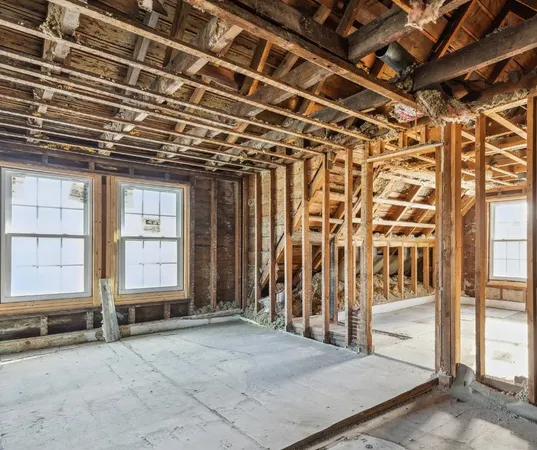 $215,000 | 99 Depot Street, Hartford, VT 05088