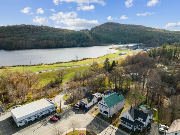$215,000 | 99 Depot Street, Hartford, VT 05088