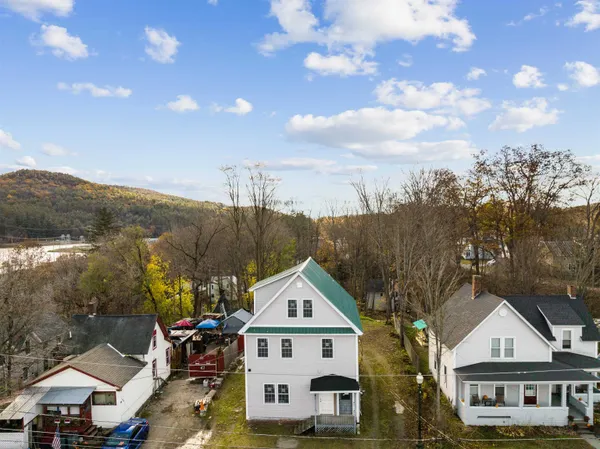 $215,000 | 99 Depot Street, Hartford, VT 05088