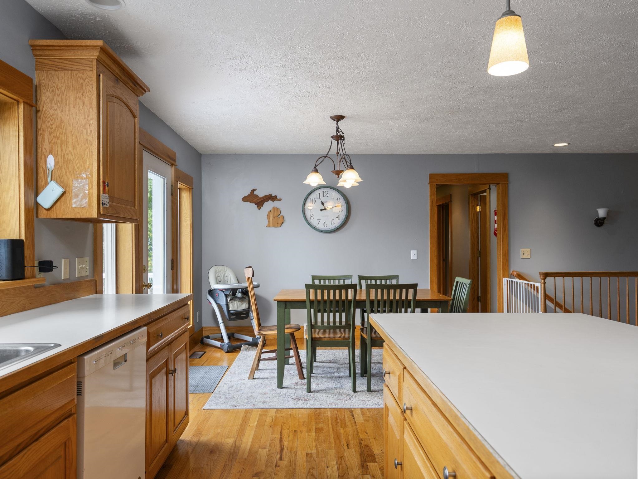 1719 Vanderlip Road Traverse City, MI 49686 - Photo 14 of 55 Gallery Image 14