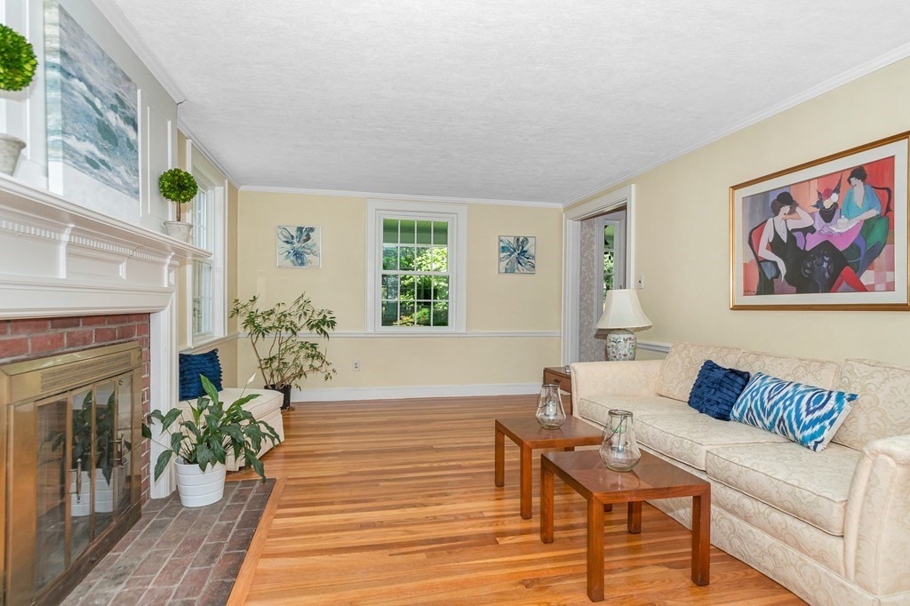 17 Pine Ridge Road Reading, MA 01867 - Photo 8 of 36