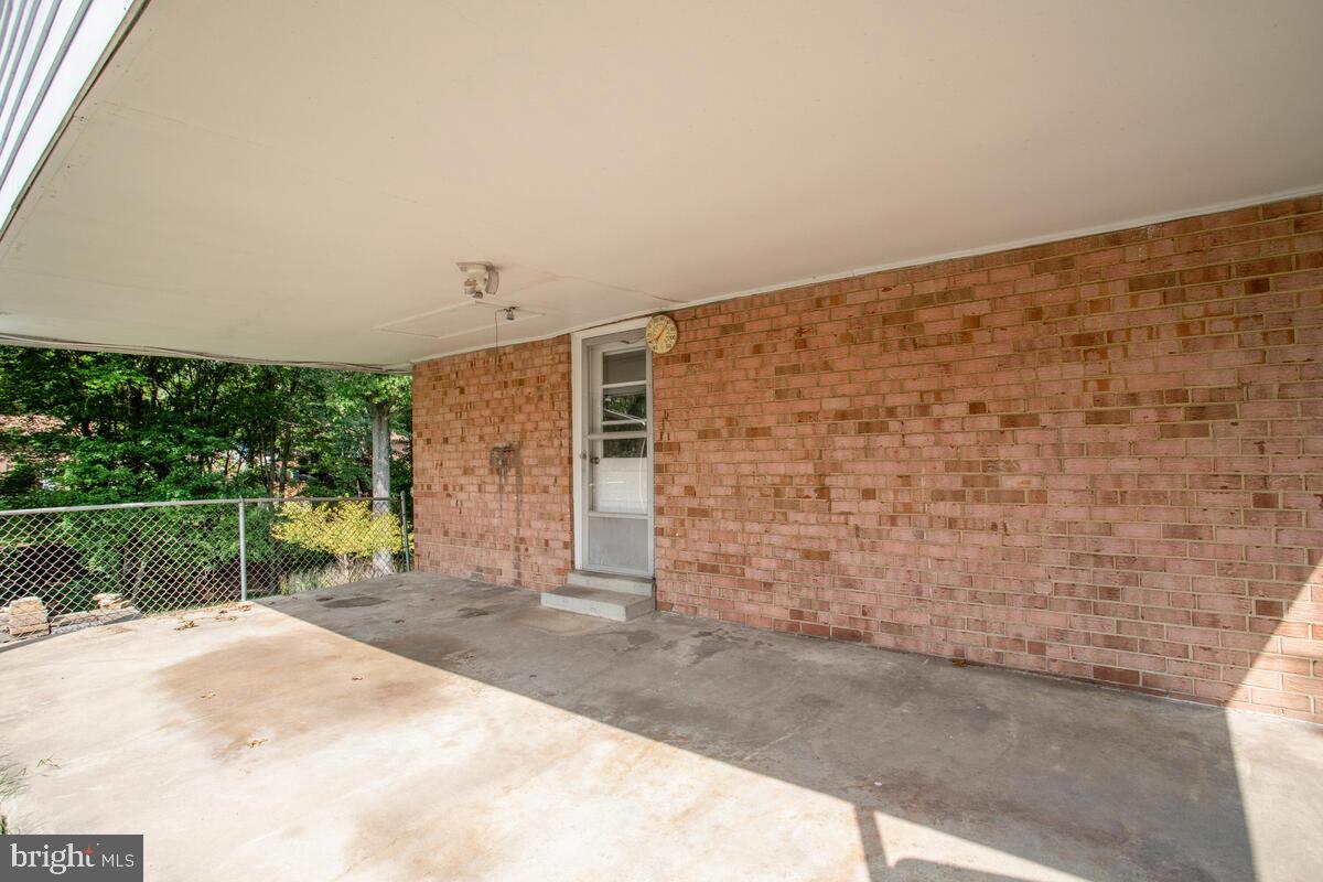 12412 Palermo Drive Silver Spring, MD 20904 - Photo 5 of 43