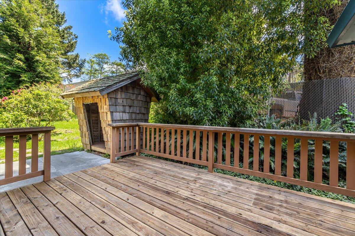 6873 Humboldt Hill Road Eureka, CA 95503 - Photo 13 of 30