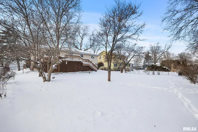 $2,400 | 7414 North Parliament Place, Peoria, IL 61614