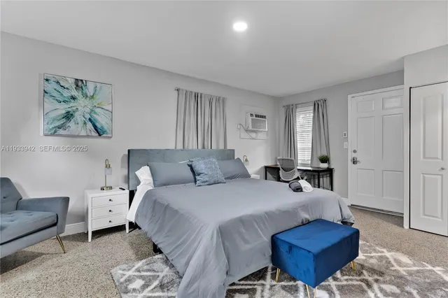 $1,300 | 427 Northeast 107th Street, Unit 2, Miami, FL 33161