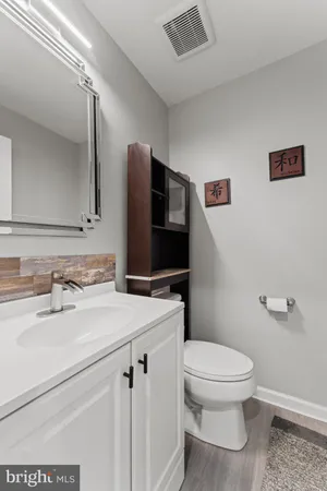 $670,000 | 8802 Bancroft Drive, Waldorf, MD 20603