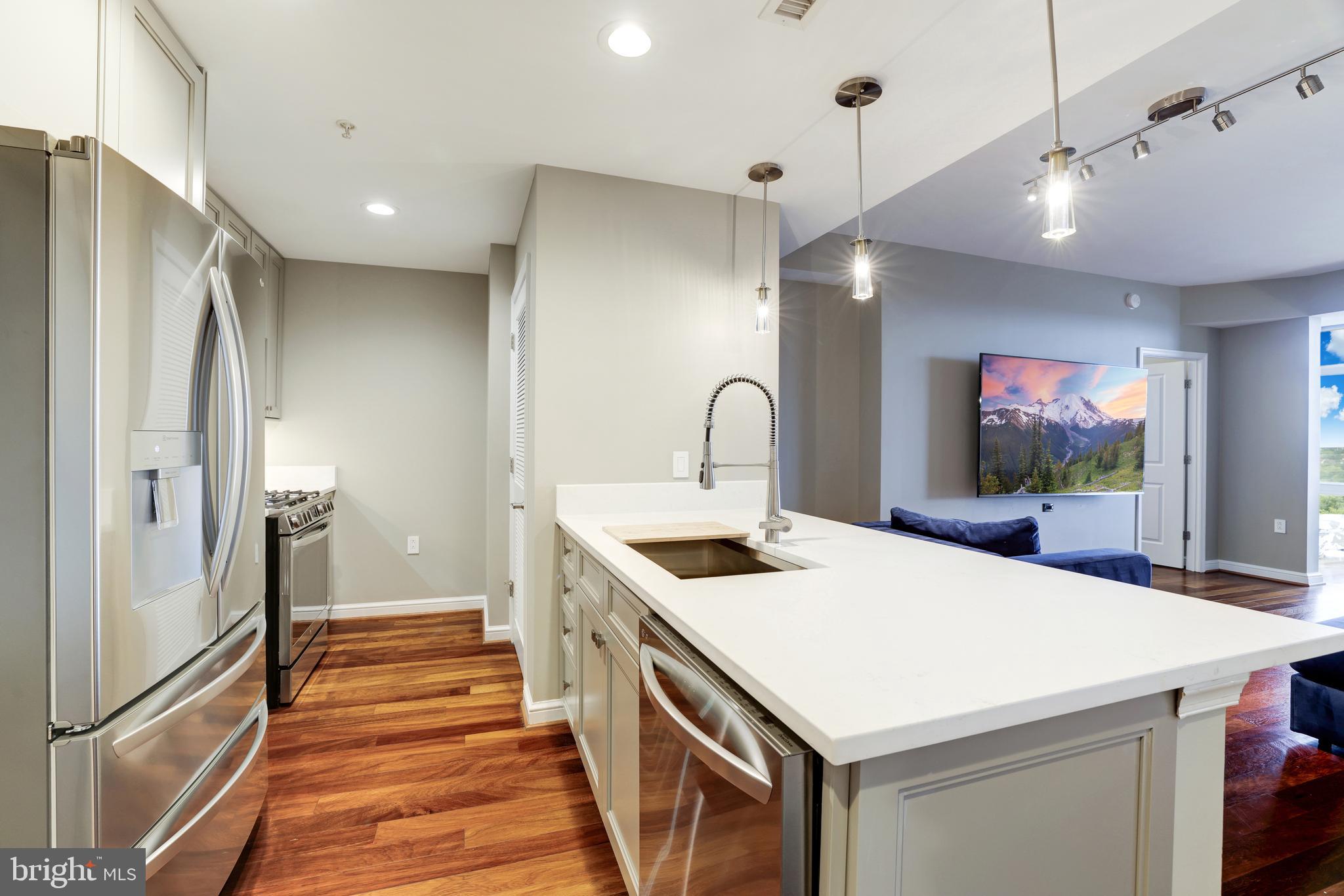 11990 Market Street, Unit 914 Reston, VA 20190 - Photo 11 of 67