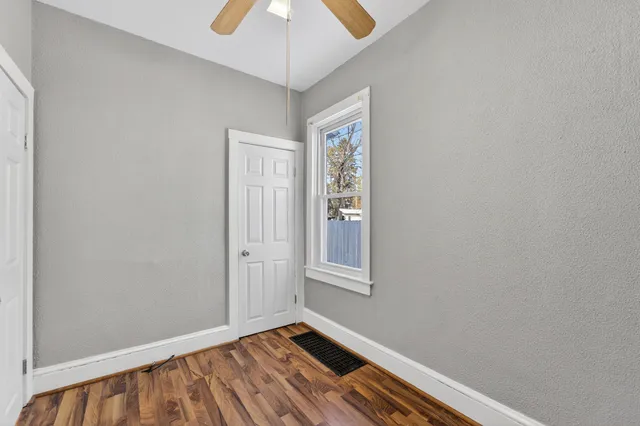 $159,900 | 4324 8th Avenue, Kenosha, WI 53140