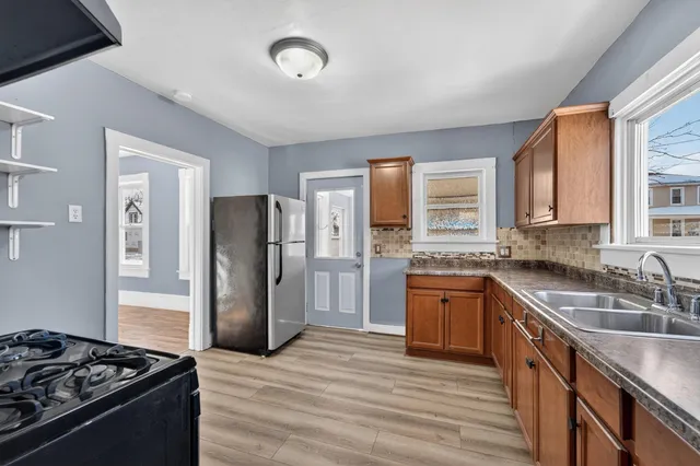 $159,900 | 4324 8th Avenue, Kenosha, WI 53140