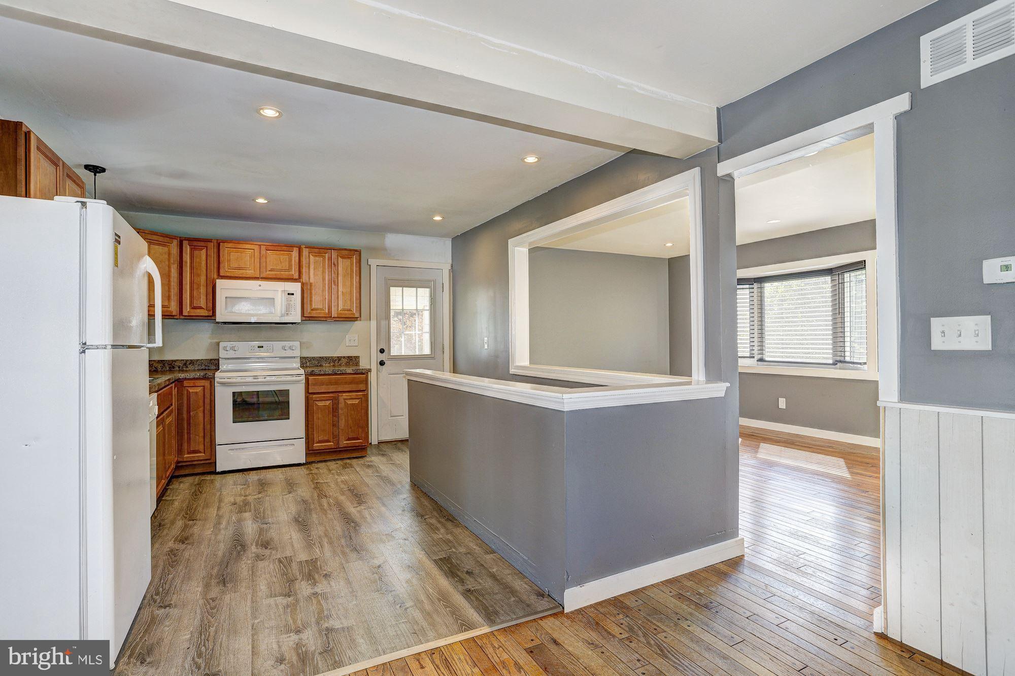 1818 Benedict Road Westminster, MD 21157 - Photo 8 of 32 Eat-In Kitchen