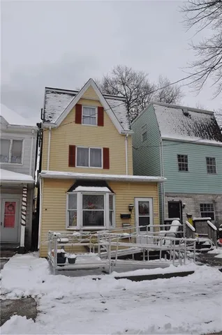 $195,000 | 544 5th Avenue, New Kensington, PA 15068