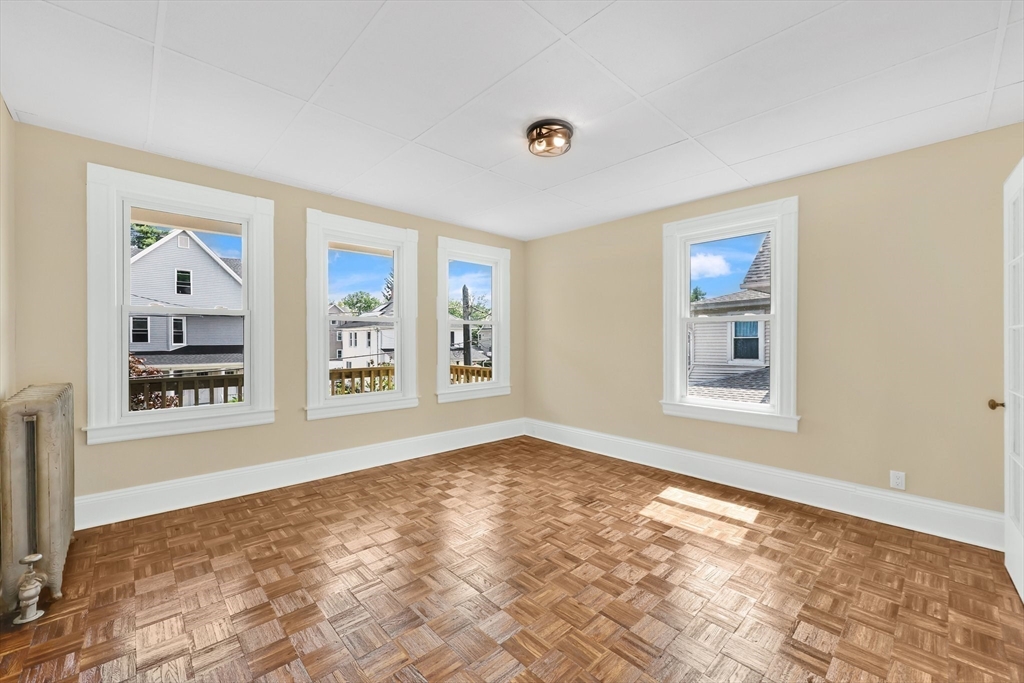 24 Hiawatha Street Springfield, MA 01108 - Photo 20 of 38