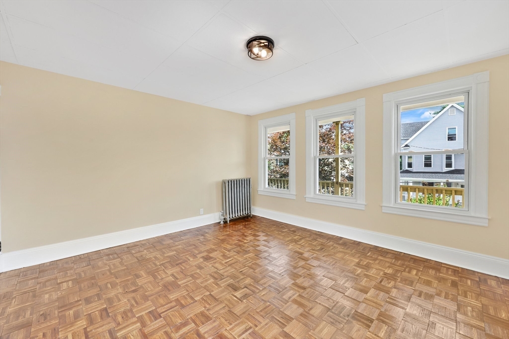 24 Hiawatha Street Springfield, MA 01108 - Photo 22 of 38