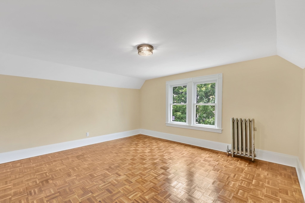 24 Hiawatha Street Springfield, MA 01108 - Photo 31 of 38