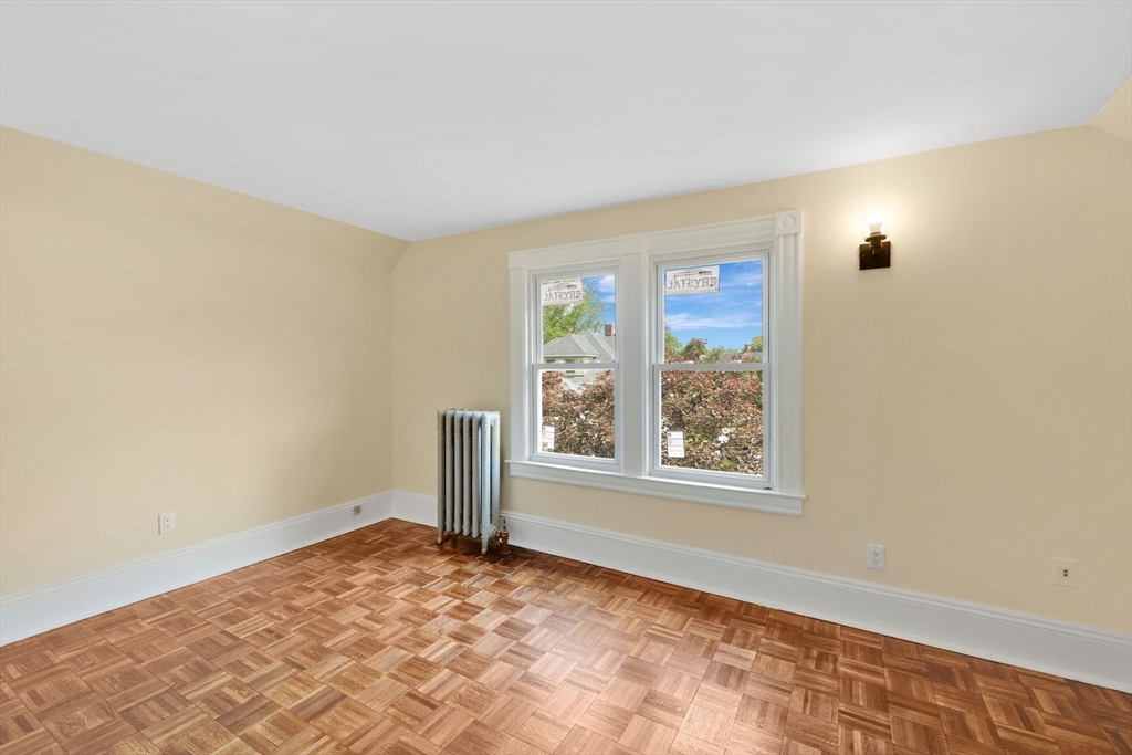 24 Hiawatha Street Springfield, MA 01108 - Photo 33 of 38