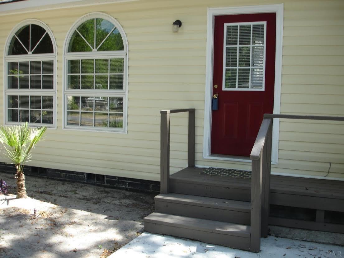20 Milton Road Pensacola, FL 32507 - Photo 13 of 21